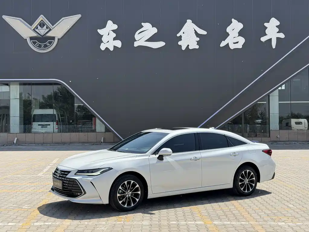 Toyota Avalon 2023