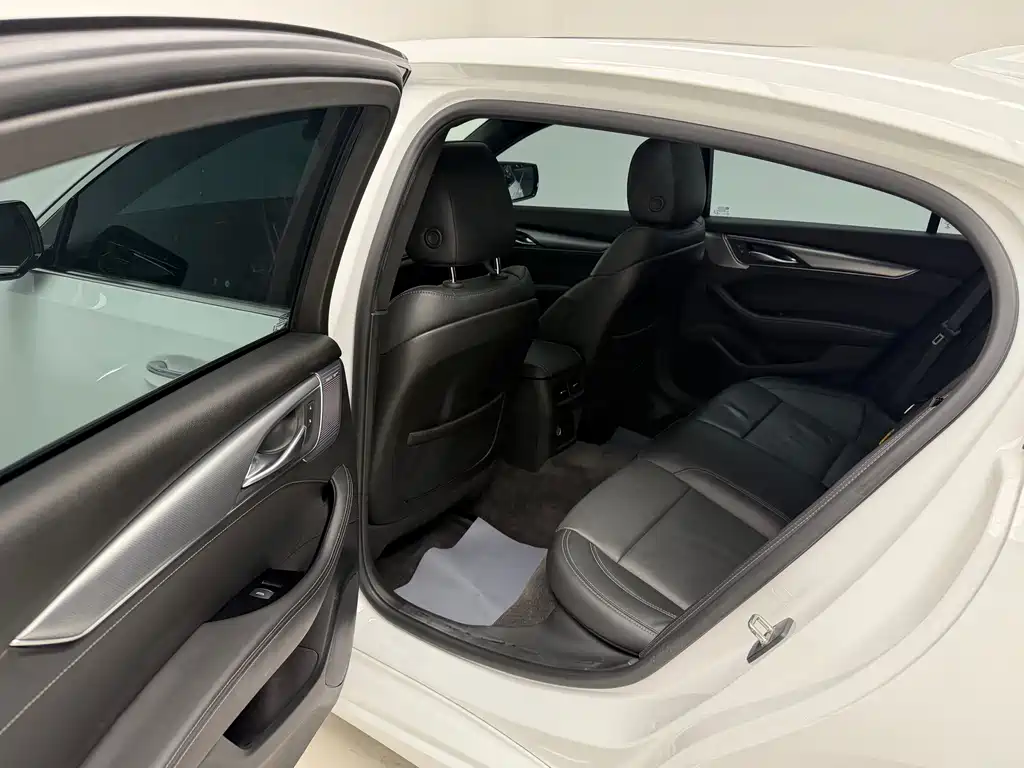 Cadillac CT5 28T Luxury Type （ Standard Edition ）, фото 11