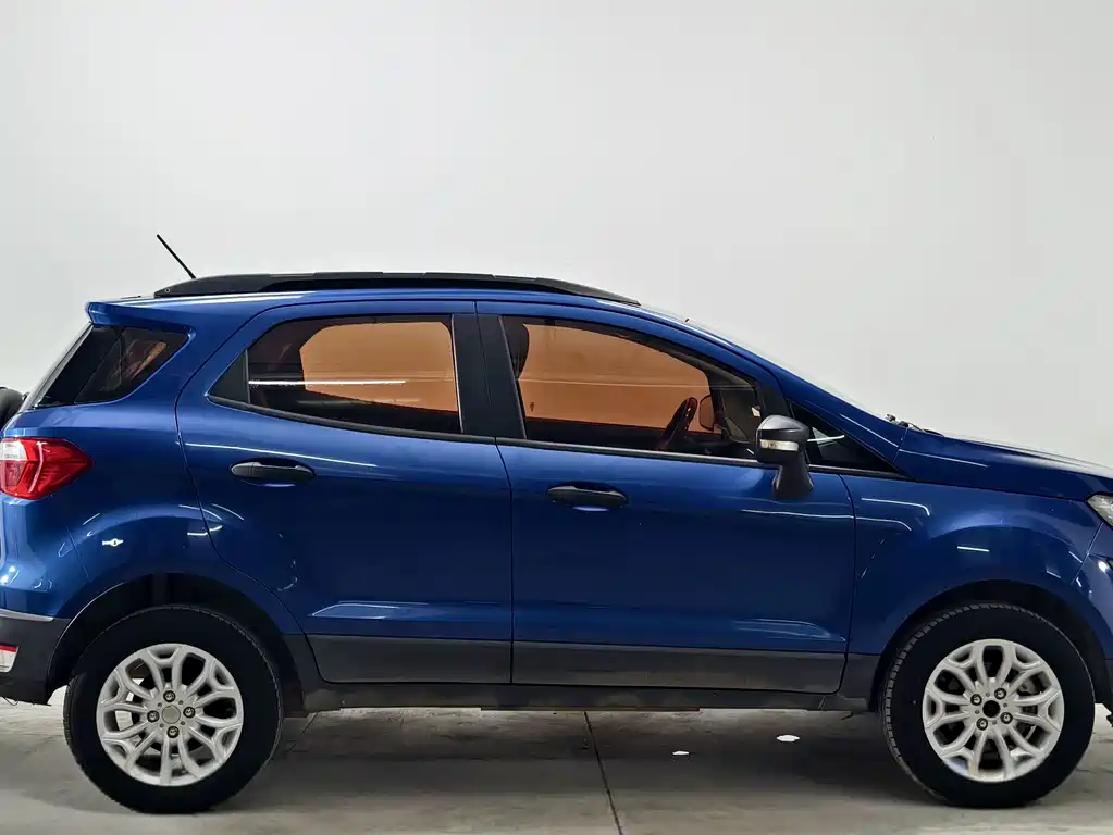 Ford Ecosport — миниатюра 8