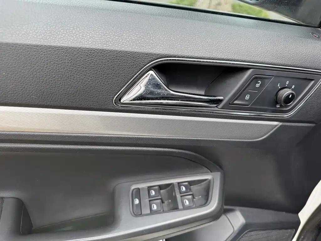 Volkswagen Gran Lavida — миниатюра 12