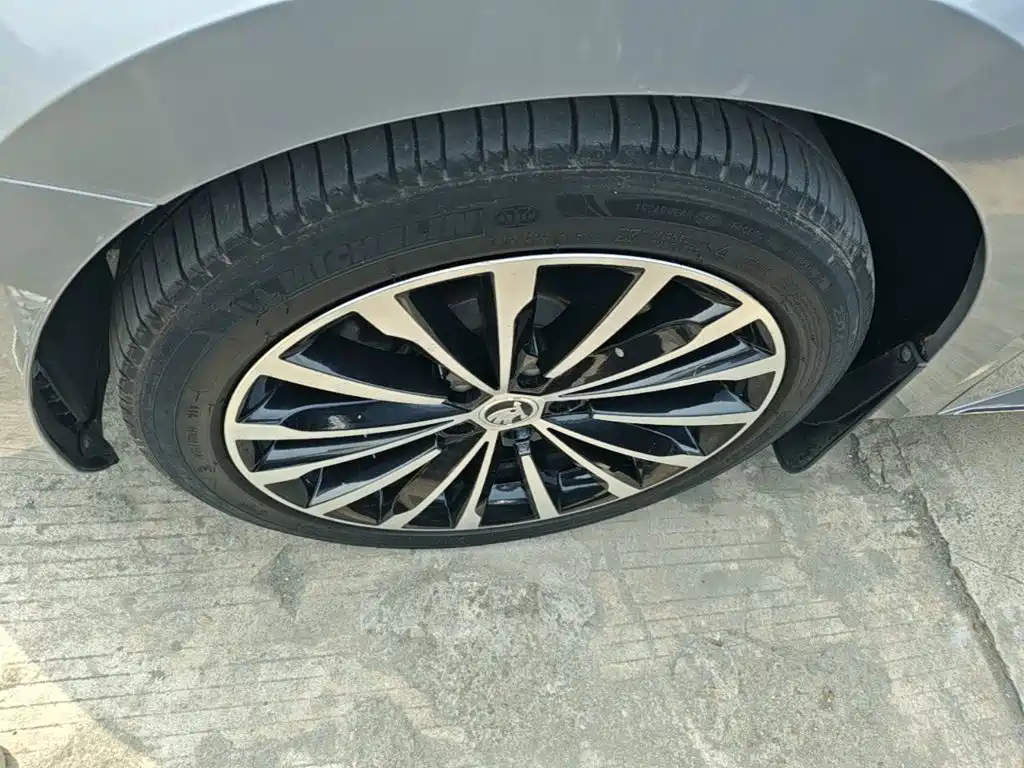 Skoda Superb — миниатюра 23