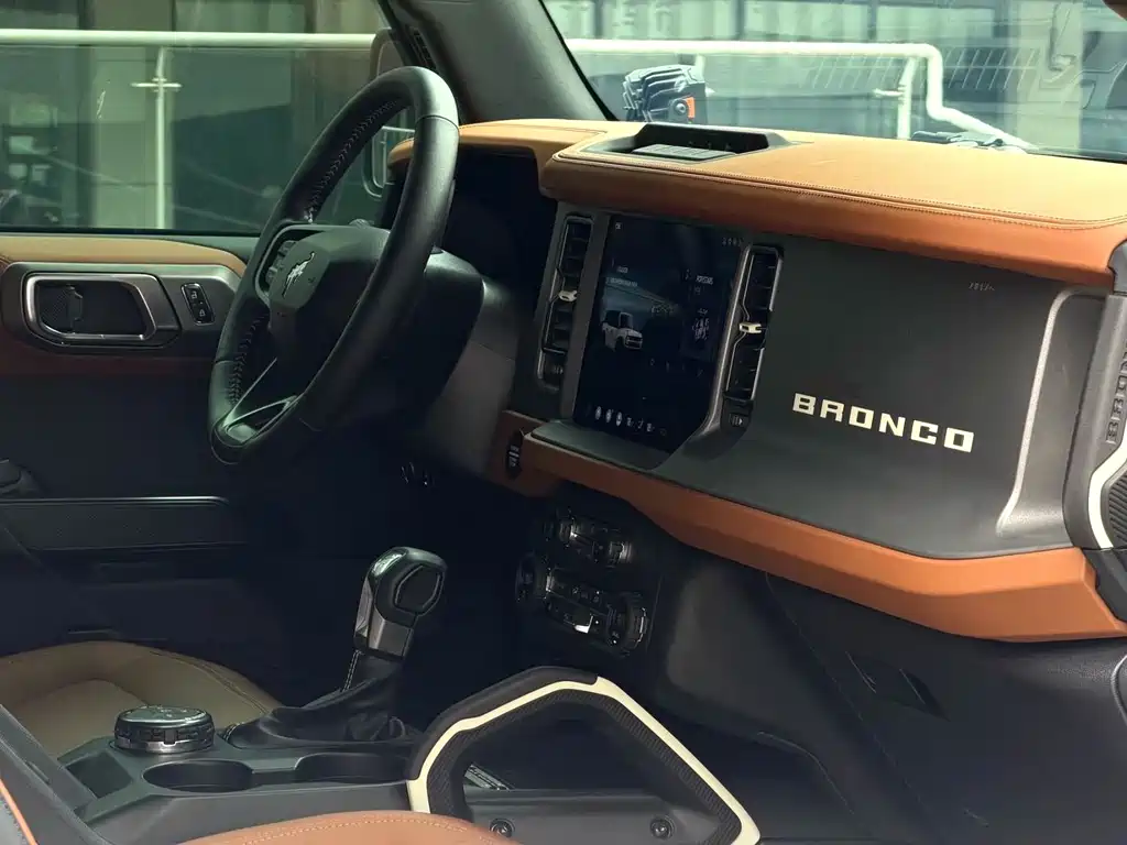 Ford Bronco — миниатюра 4