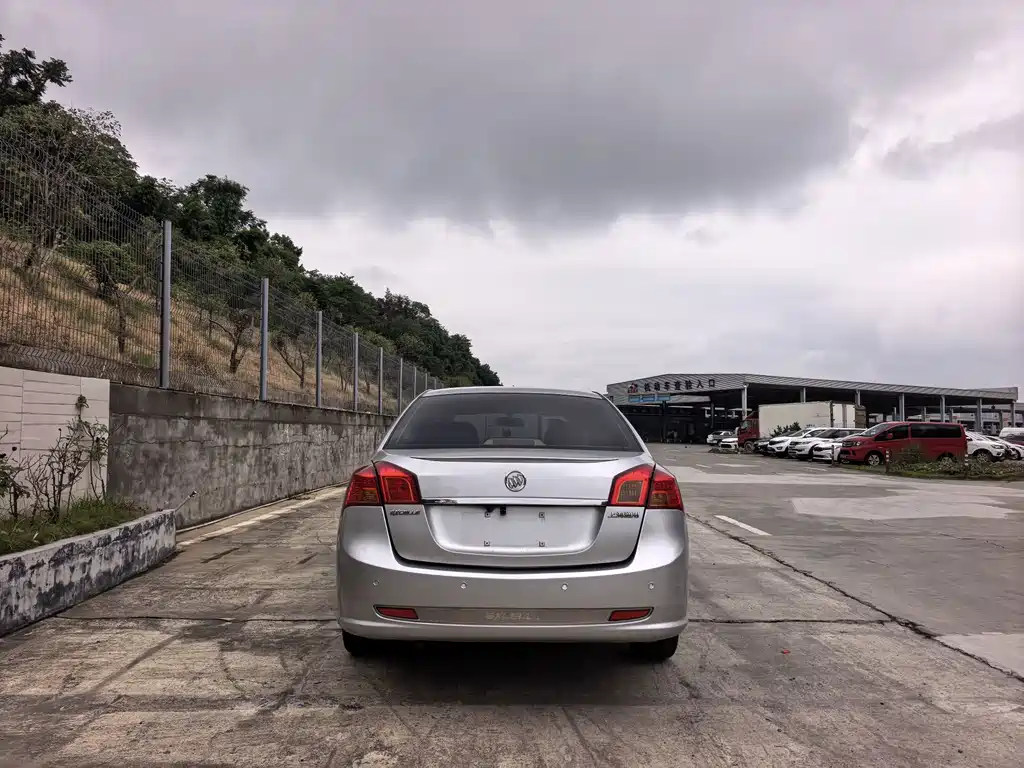 Buick Excelle — миниатюра 6
