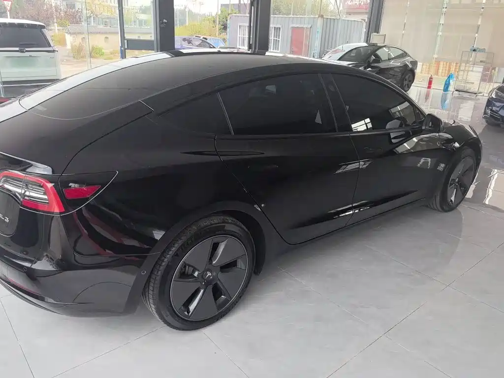 Tesla Model 3 — фотографии объявления, Фото 5