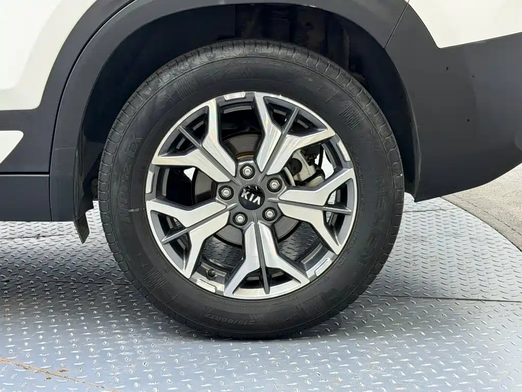 Kia KX3 — миниатюра 12