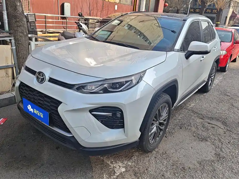 Купить Toyota Wildlander