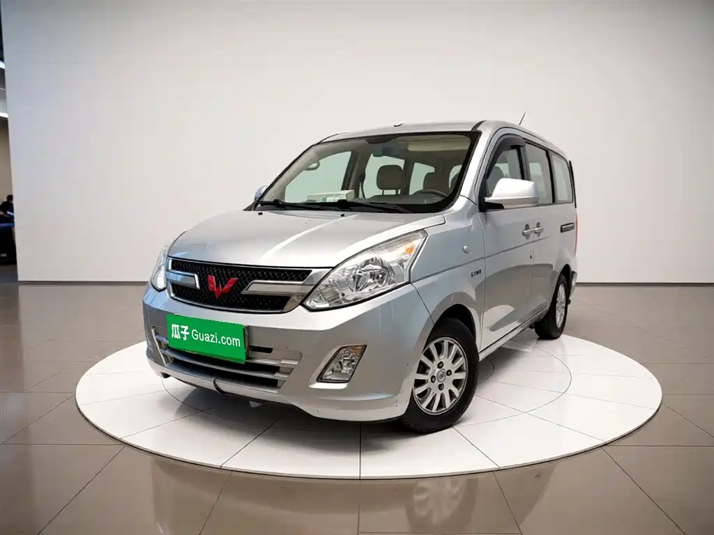Wuling Rongguang V 2019