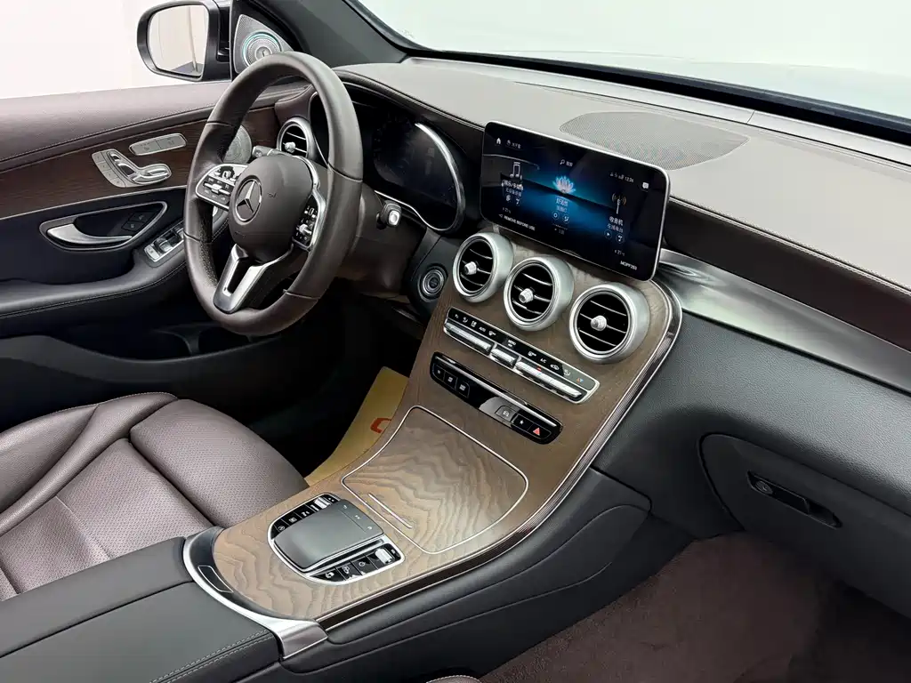 Mercedes-Benz GLC — миниатюра 20