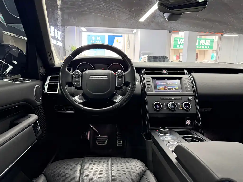 Land Rover Discovery — миниатюра 7