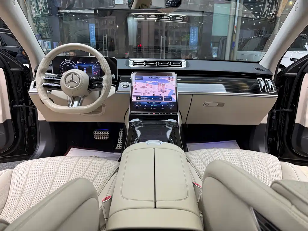 Mercedes-Benz S-Class — миниатюра 13