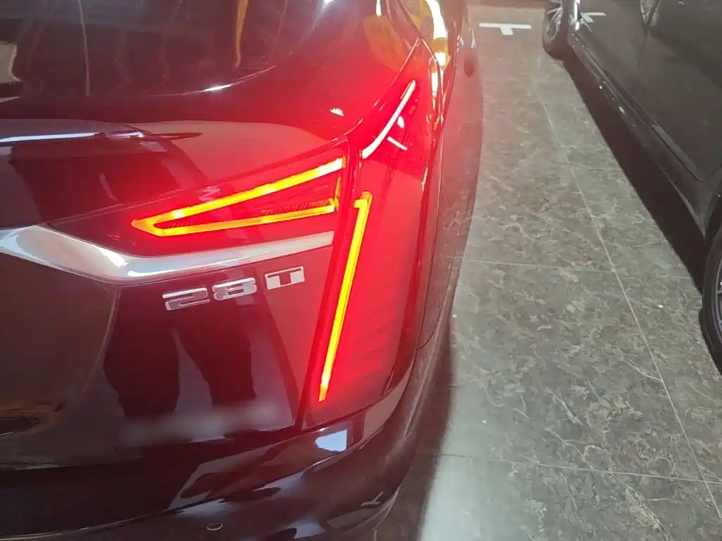 Cadillac CT6 — миниатюра 8