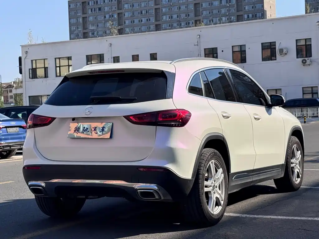 Mercedes-Benz GLA — миниатюра 11