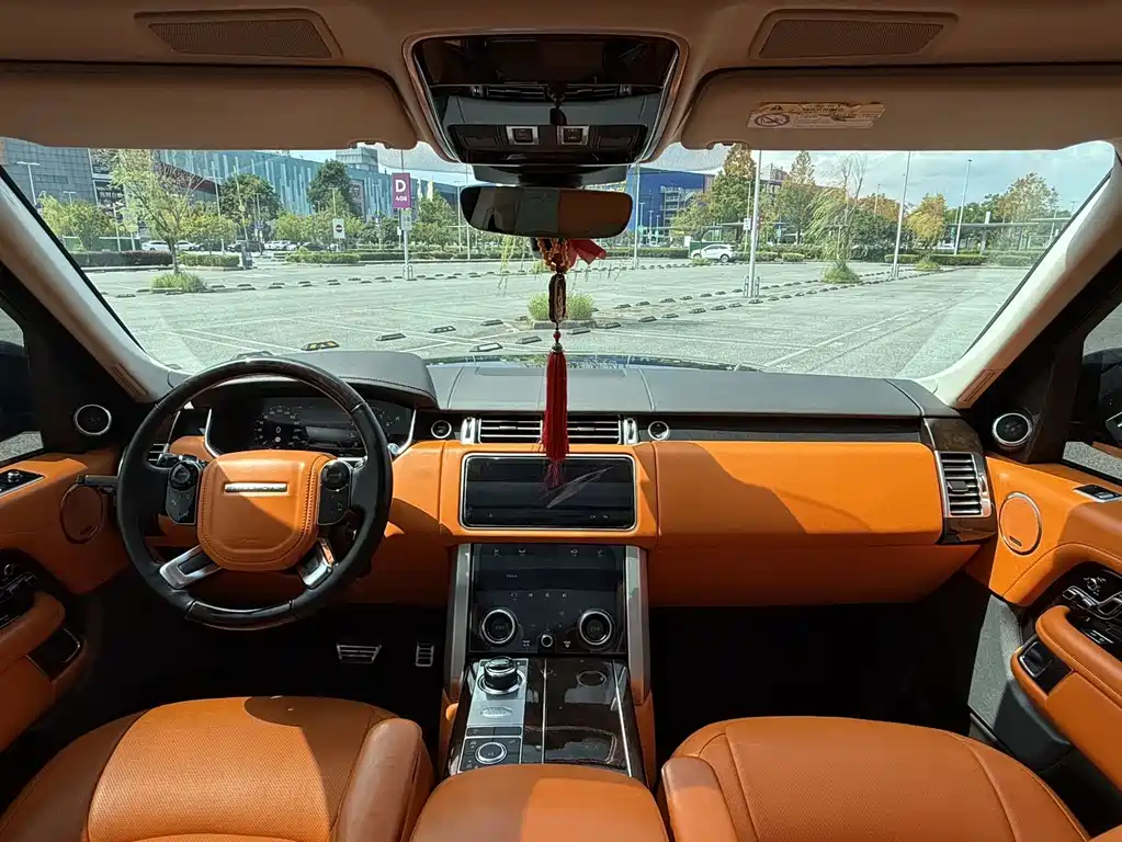 Land Rover Range Rover — миниатюра 9