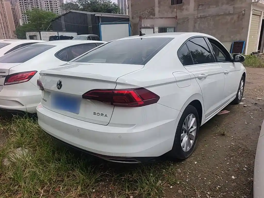 Volkswagen Bora — миниатюра 7