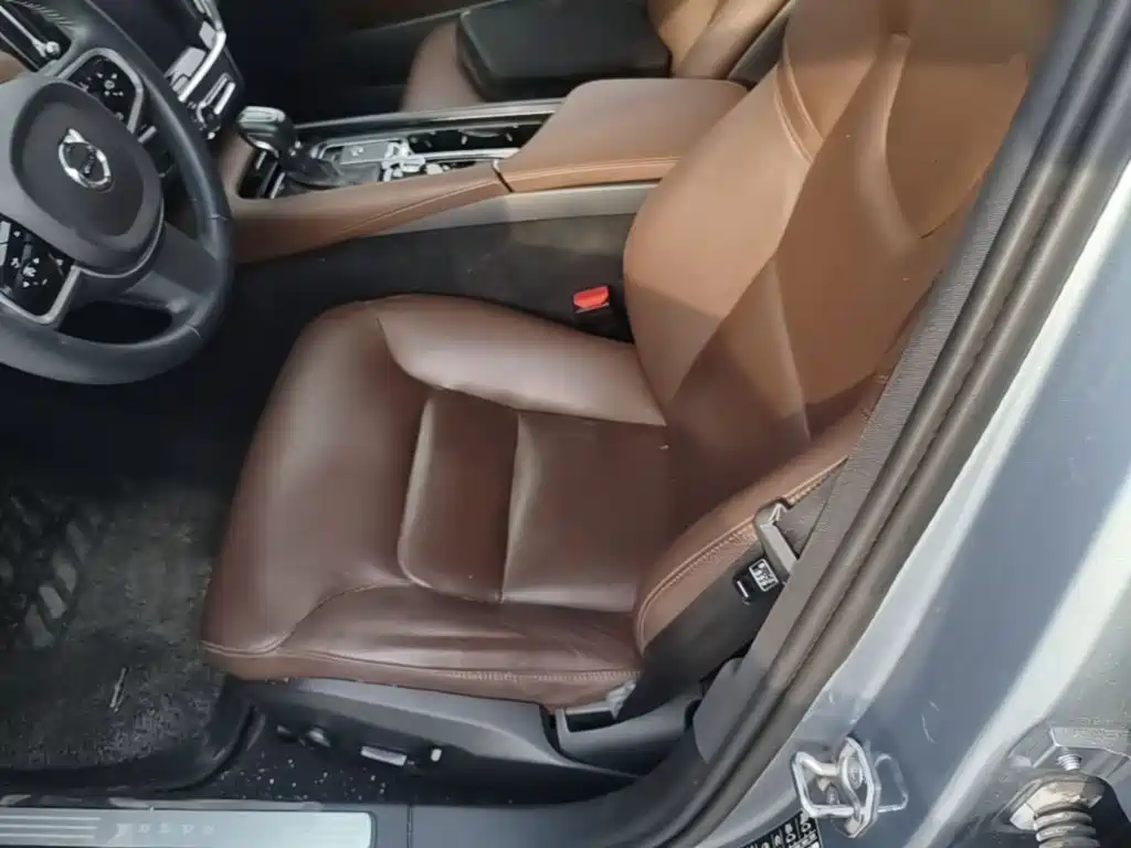 Volvo S90 — миниатюра 15