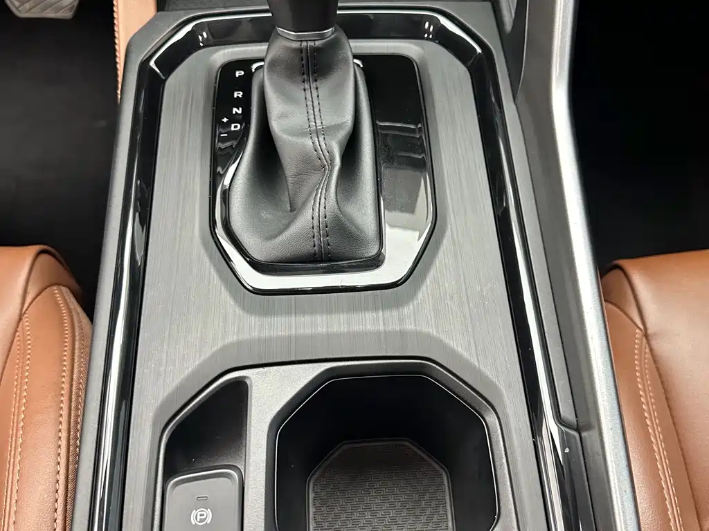 Geely Vision X6 — миниатюра 15