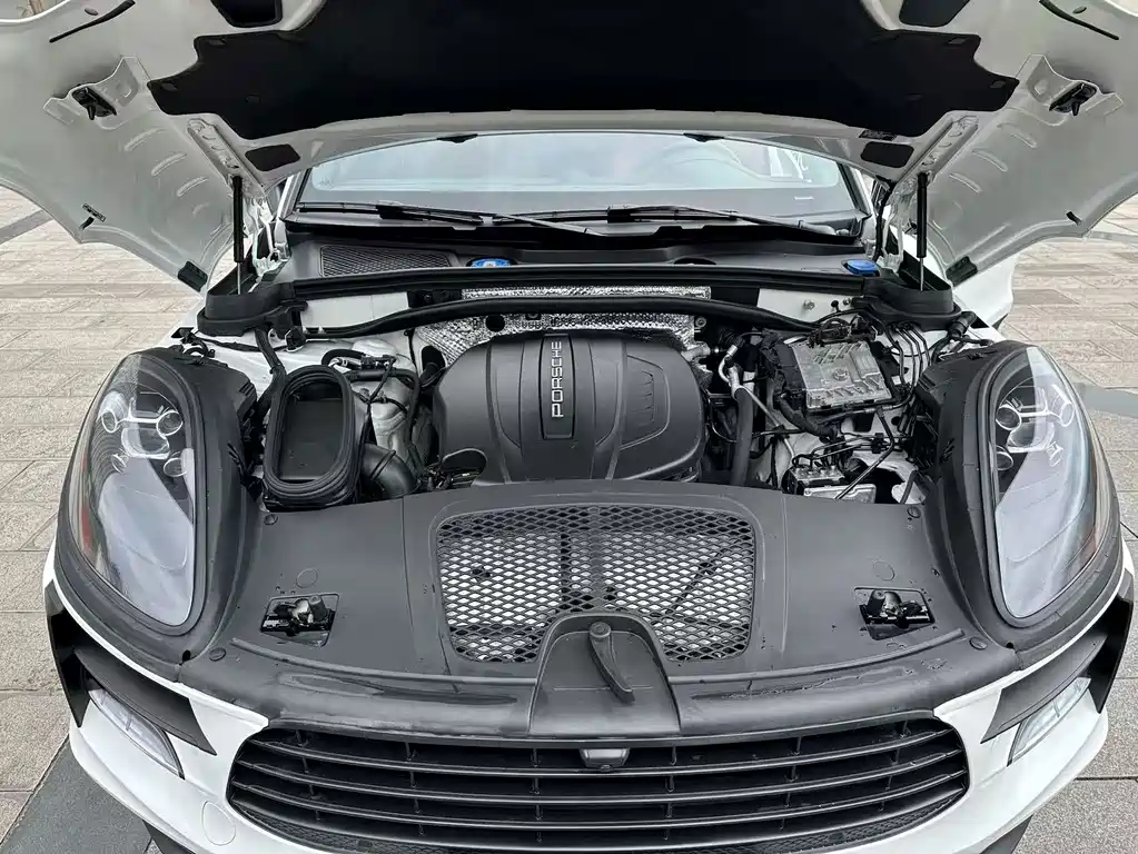 Porsche Macan — миниатюра 29