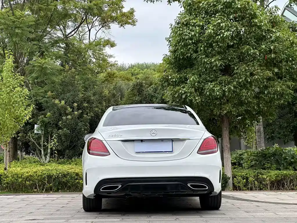 Mercedes-Benz C-Class — миниатюра 8