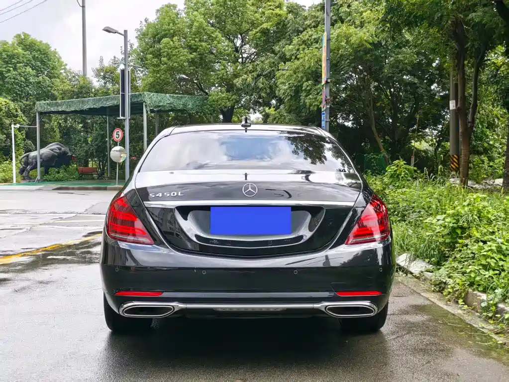 Mercedes-Benz S-Class — миниатюра 2
