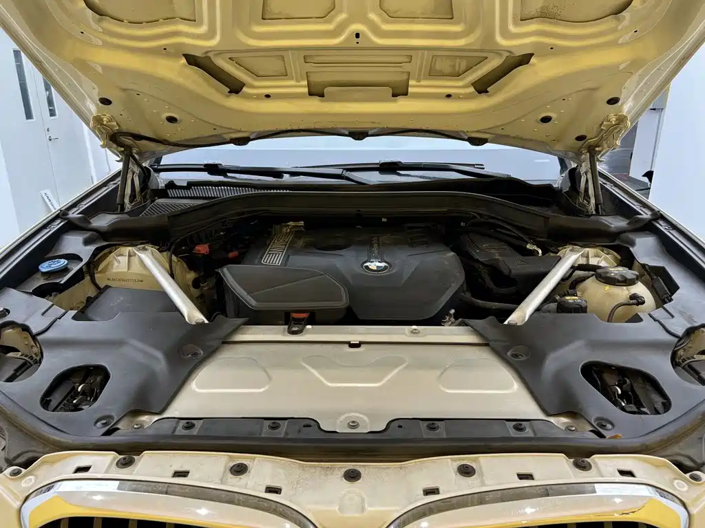 BMW X3 — миниатюра 9