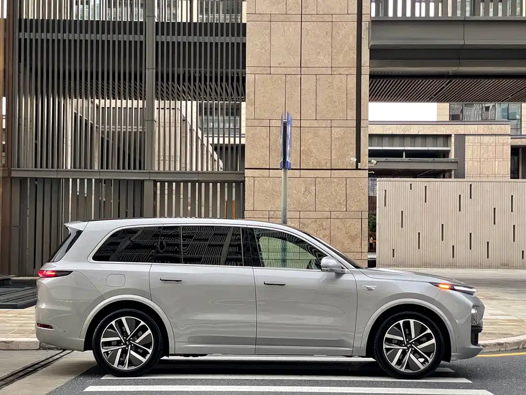 Li Auto Li L9 — миниатюра 6