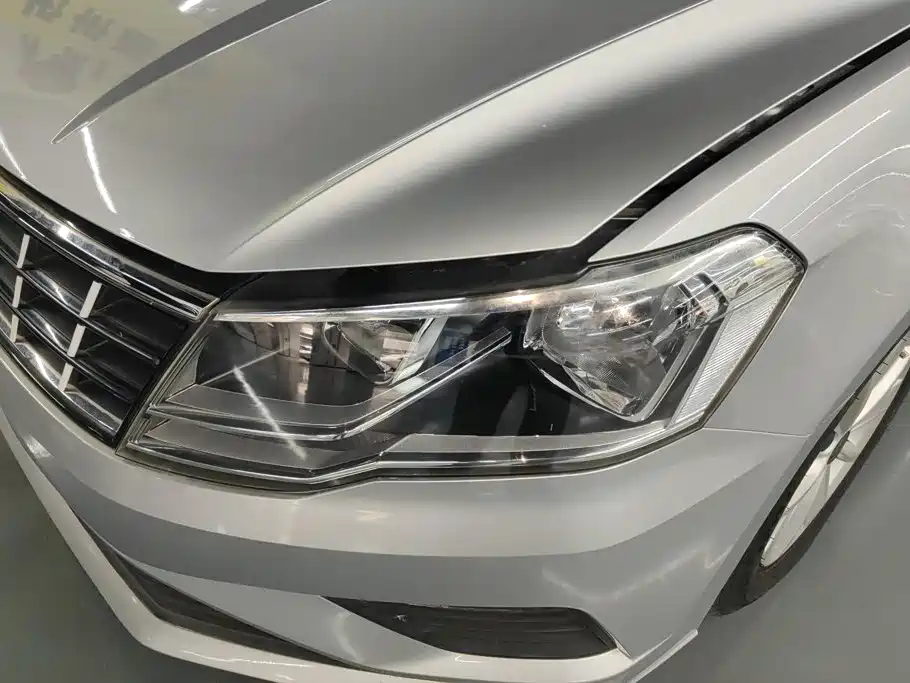 Volkswagen Jetta — миниатюра 5