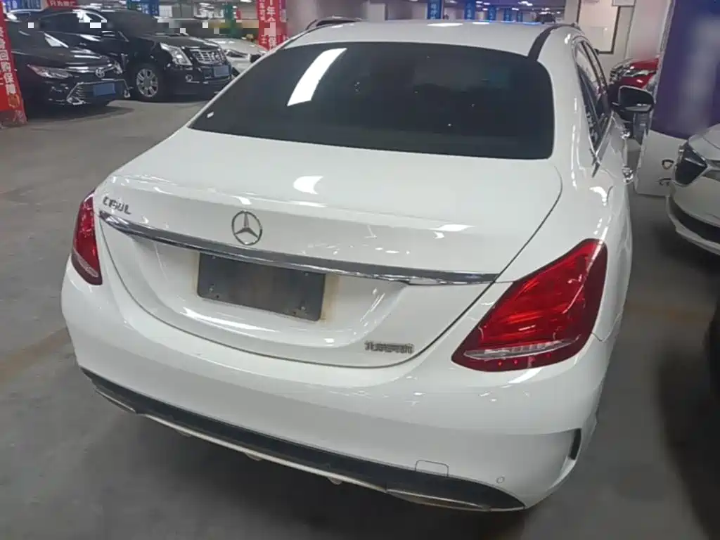 Mercedes-Benz C-Class — миниатюра 7