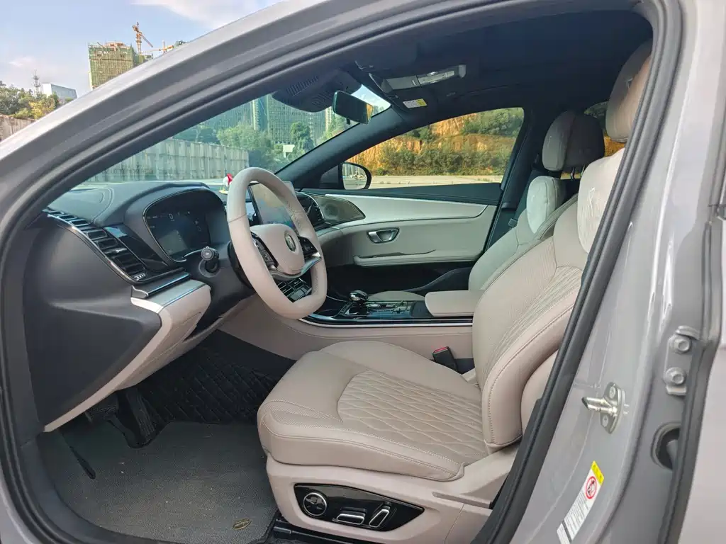 BYD Han — миниатюра 3