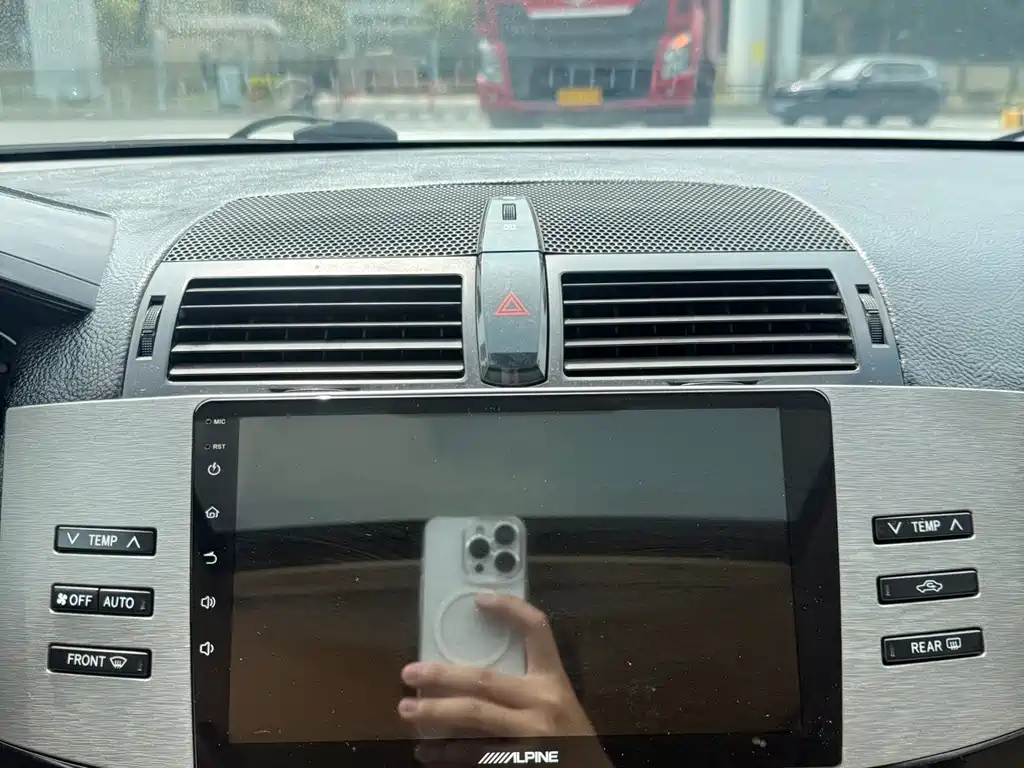 Toyota Reiz — миниатюра 13