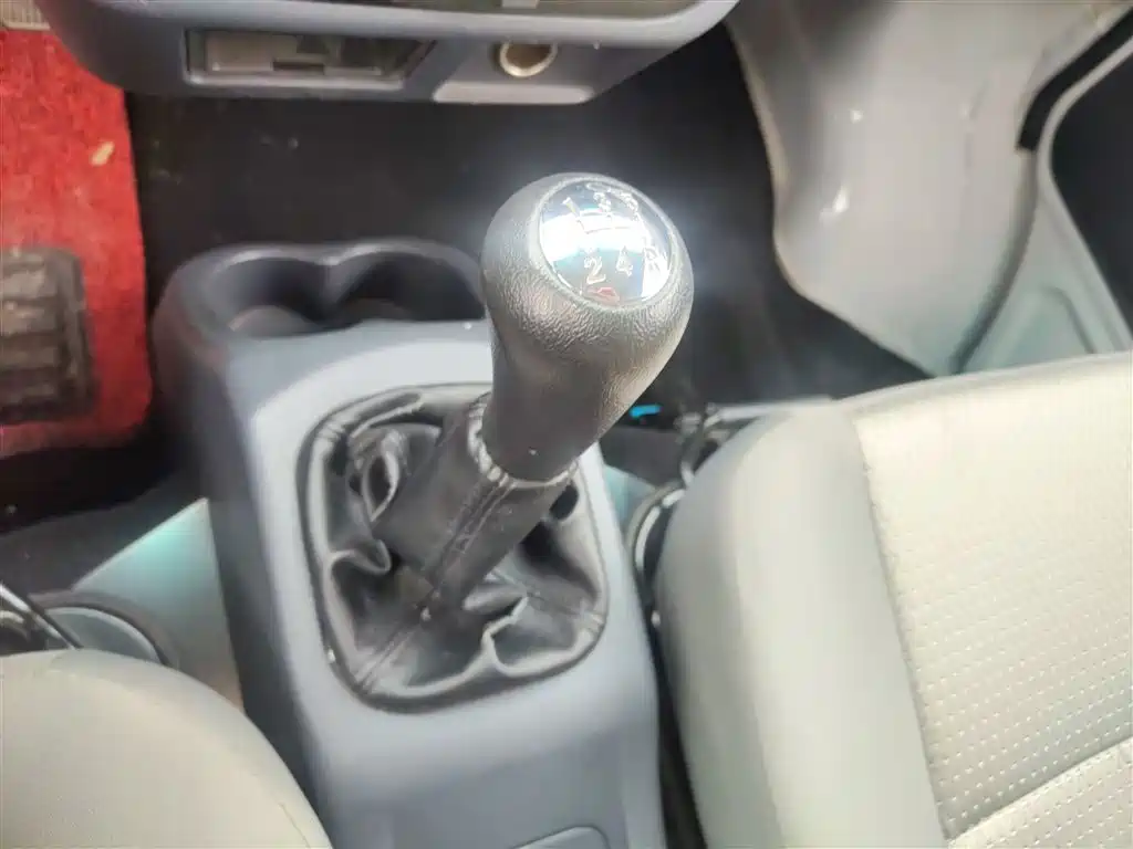 Jinbei X30 2023 1.5L 5/6/7 мест SWC15M