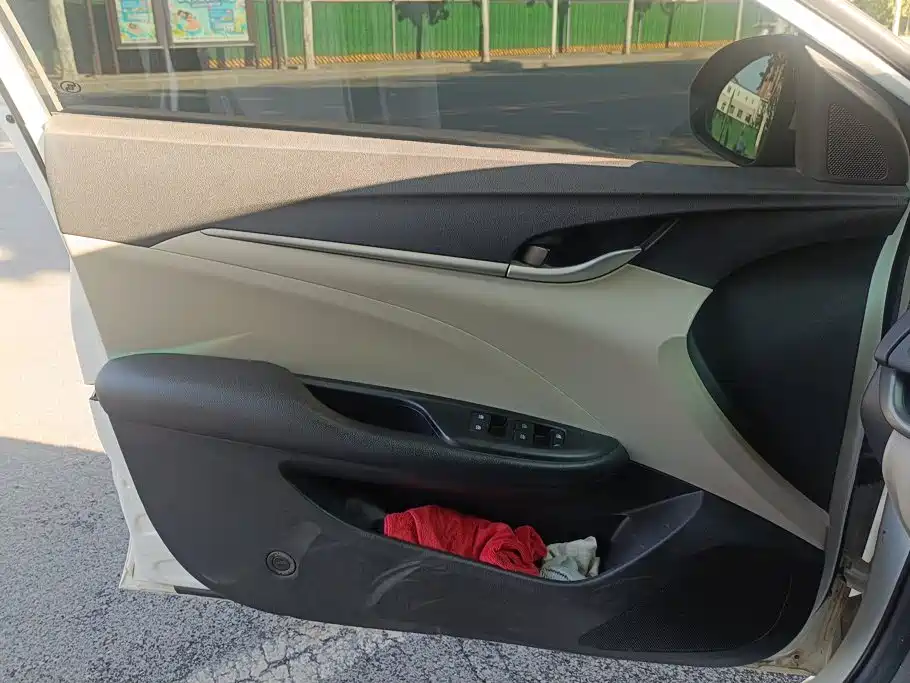 Buick Excelle — миниатюра 7