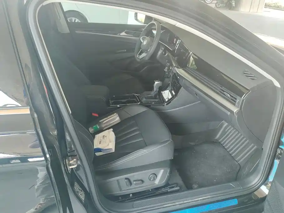 Volkswagen Passat — миниатюра 8