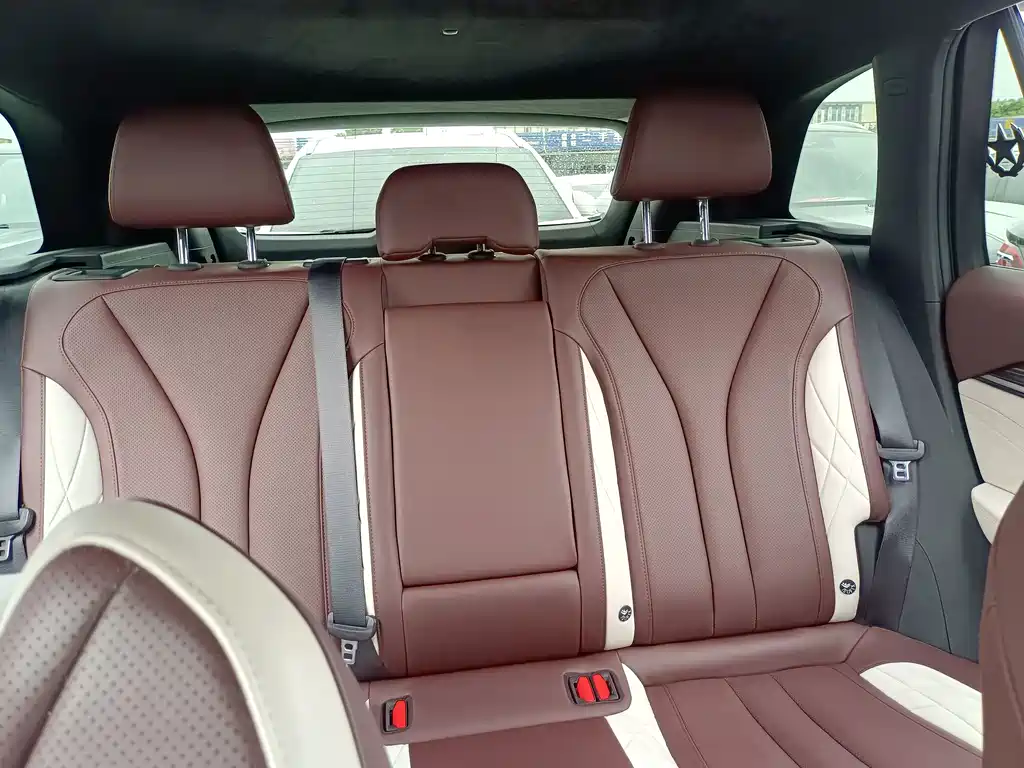 Geely Xingyue L — миниатюра 13