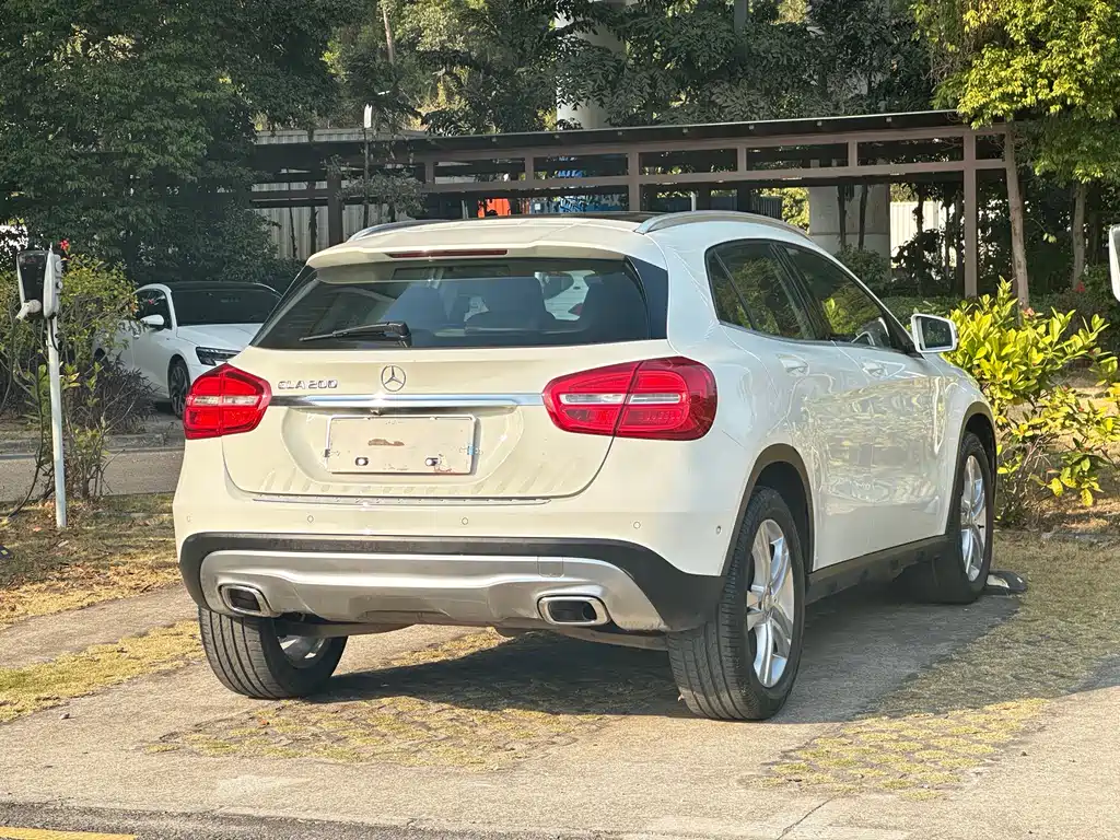 Mercedes-Benz GLA (Import) — миниатюра 18