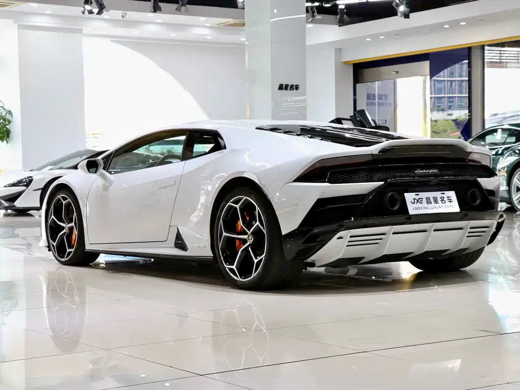 LAMBORGHINI HURACÁN