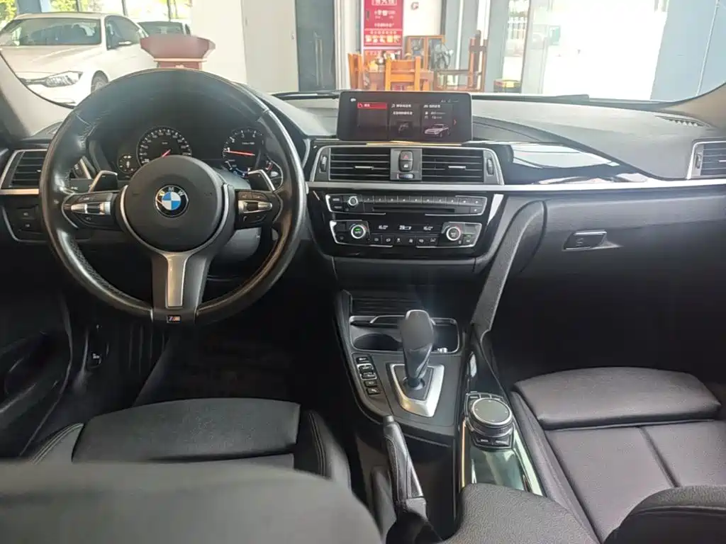 BMW 3 Series — миниатюра 10