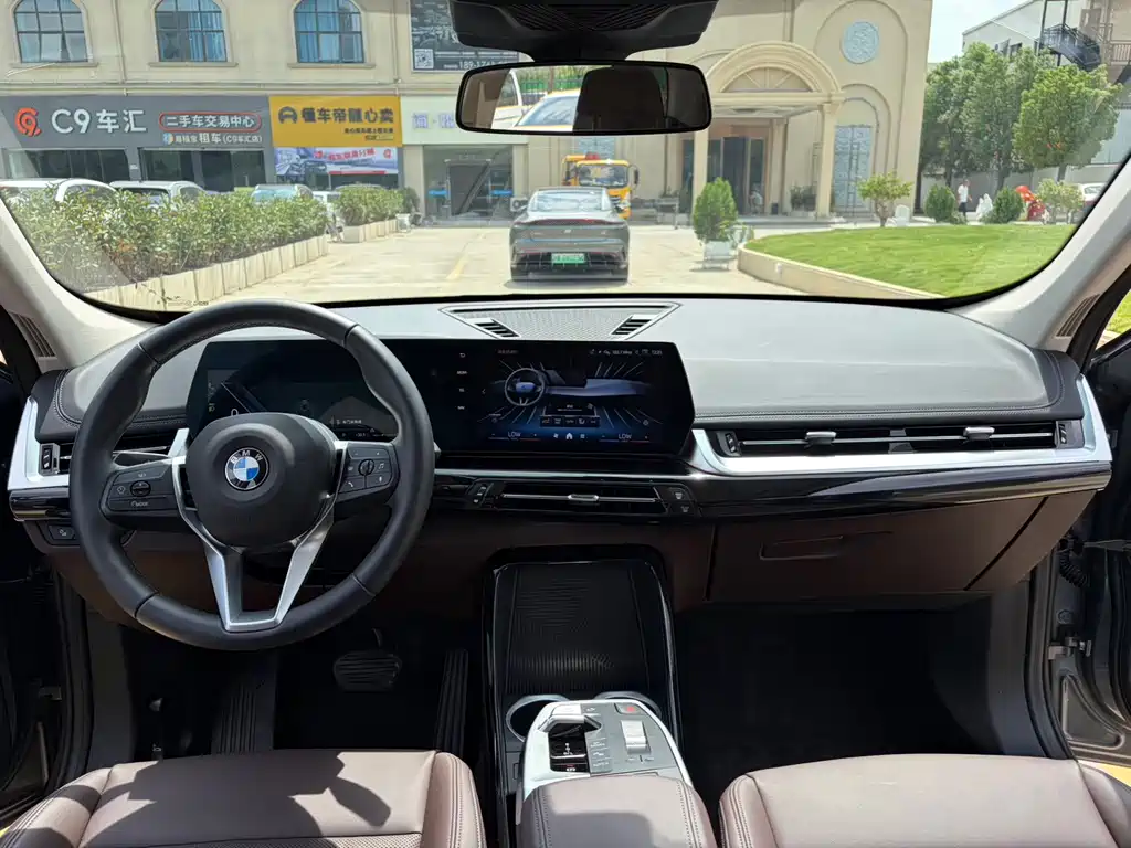 BMW X1 — миниатюра 12