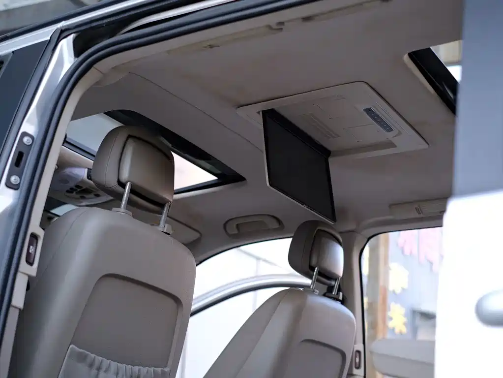 Mercedes-Benz Viano — миниатюра 33