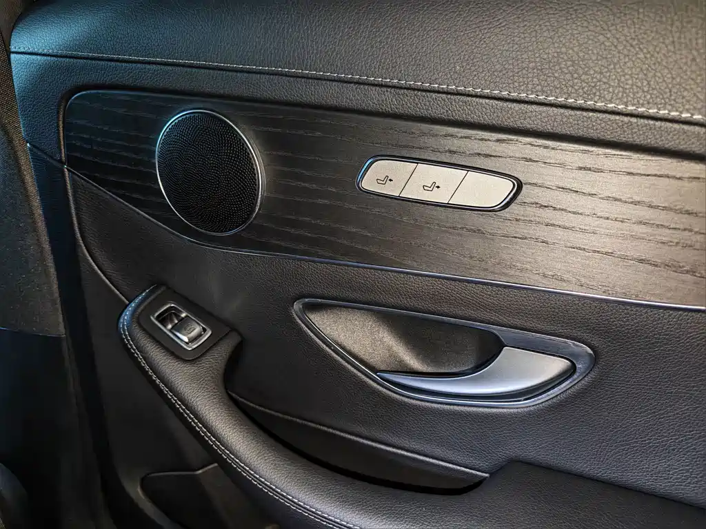 Mercedes-Benz C-Class — миниатюра 17