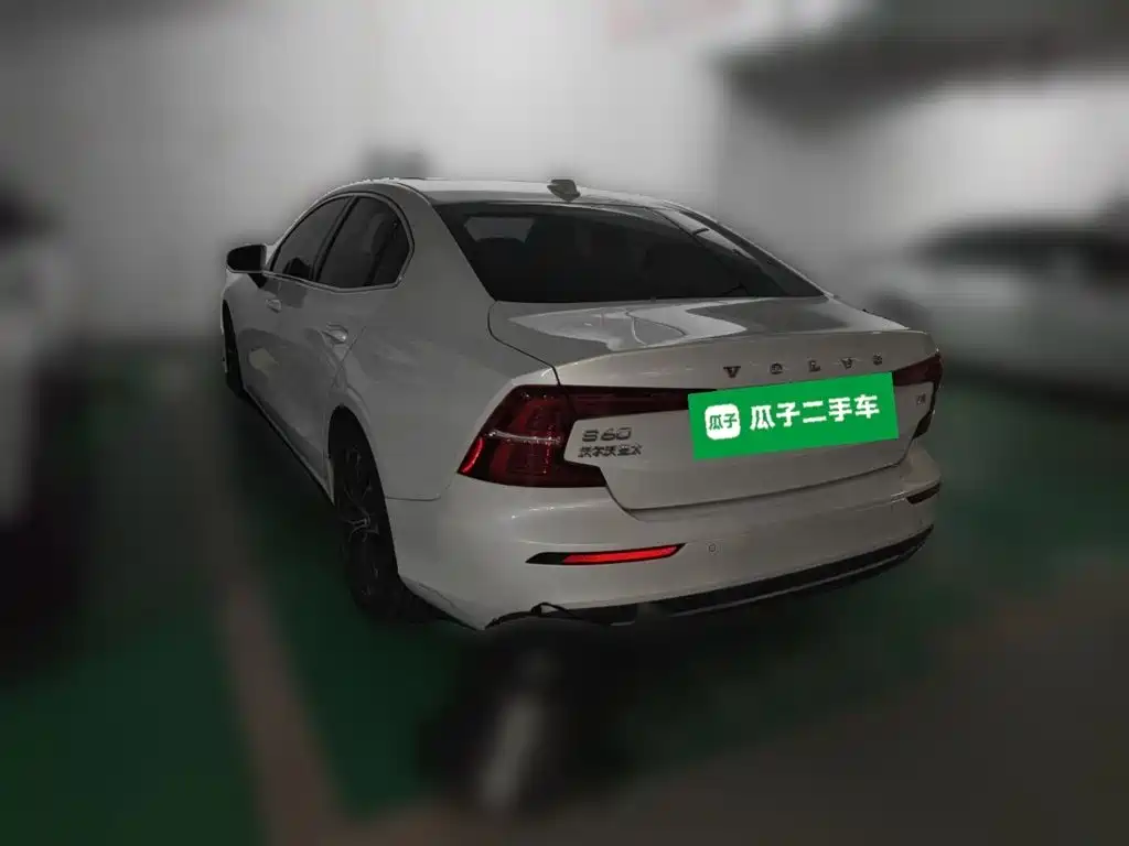 Volvo S60 — миниатюра 4