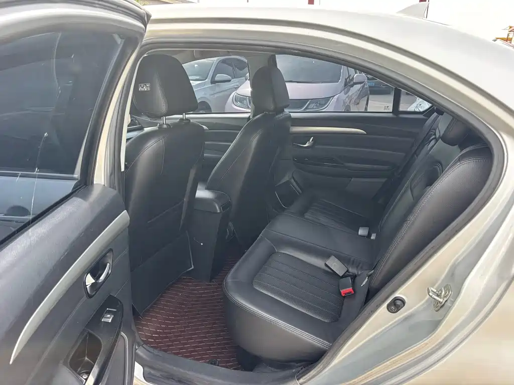 Great Wall C30 2016 1.5L MT Luxury