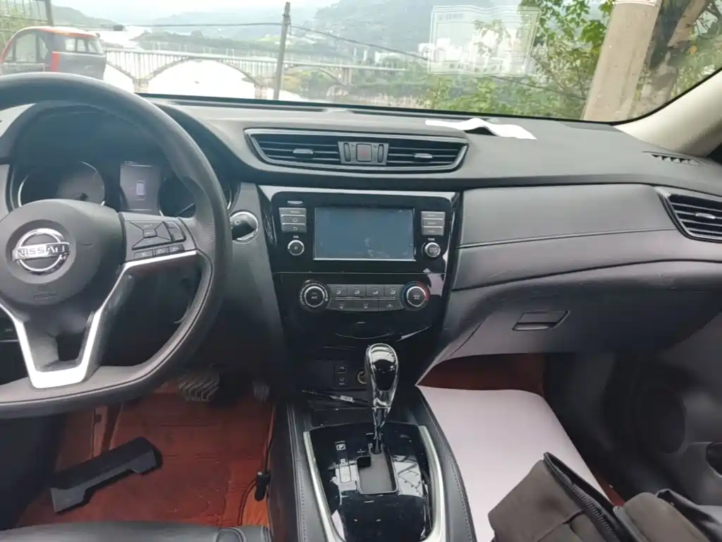 Nissan X-Trail — миниатюра 13
