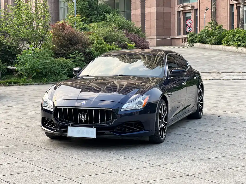 Купить Maserati Quattroporte