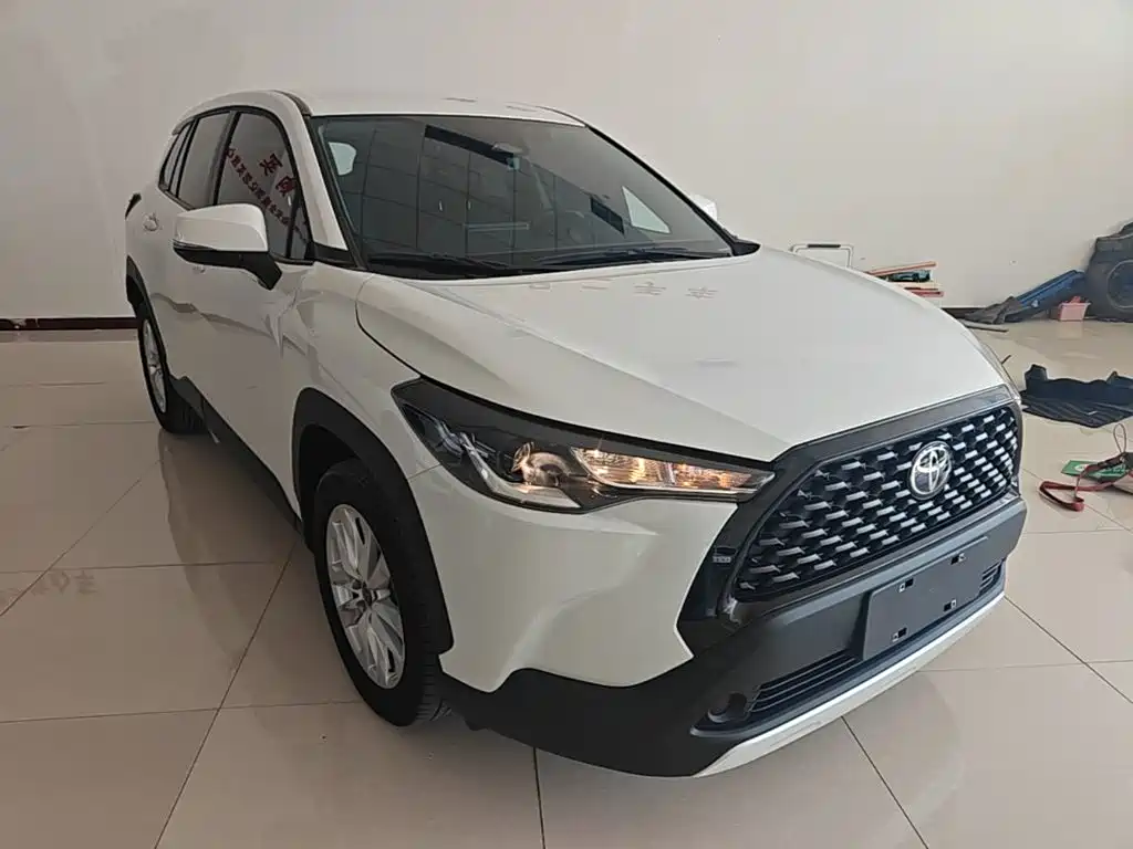 Toyota Corolla Cross — миниатюра 4