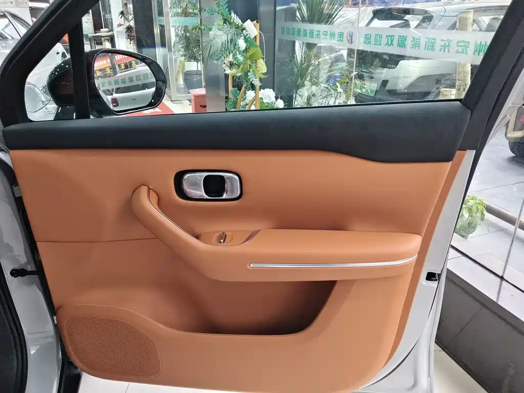 Leapmotor Leapmotor C10 — миниатюра 17
