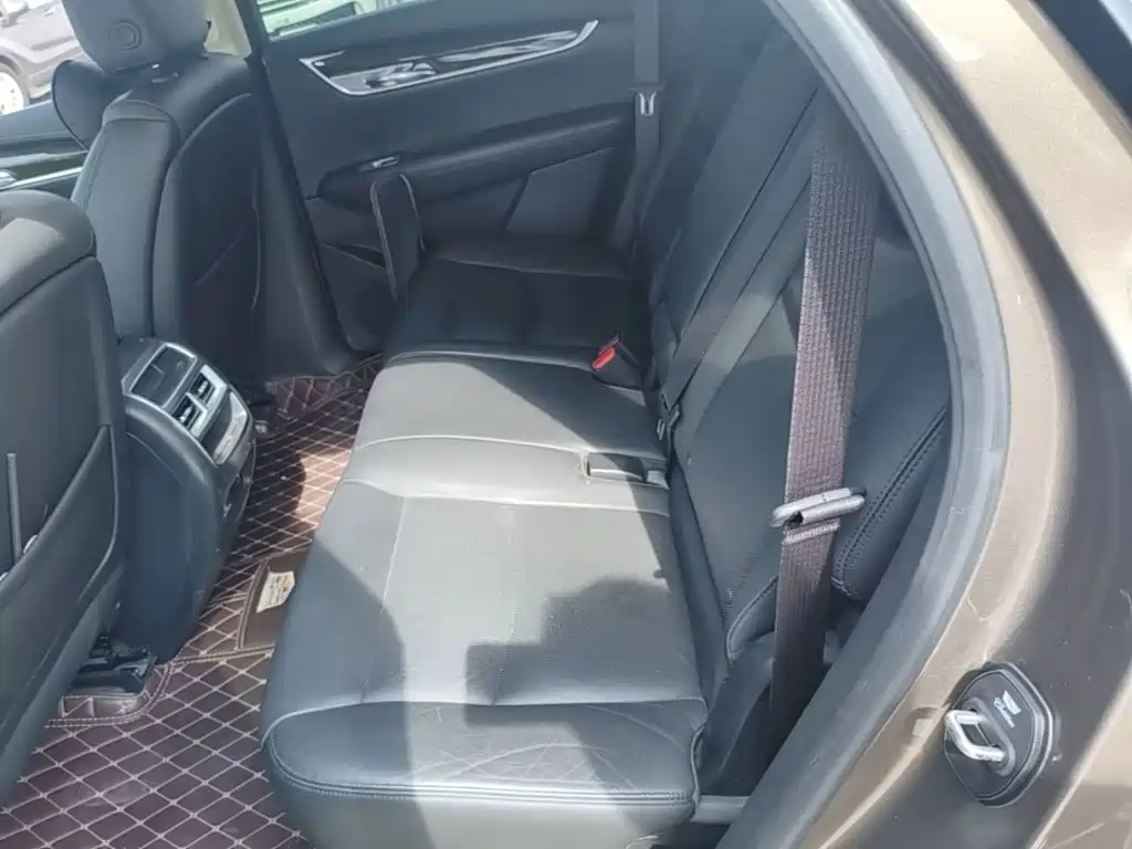 Cadillac XT5 — миниатюра 17