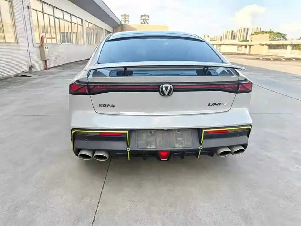 Changan UNI-V — миниатюра 9
