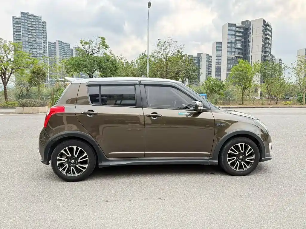 Suzuki Swift — миниатюра 7