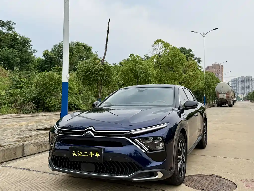 Купить Citroen C5 X