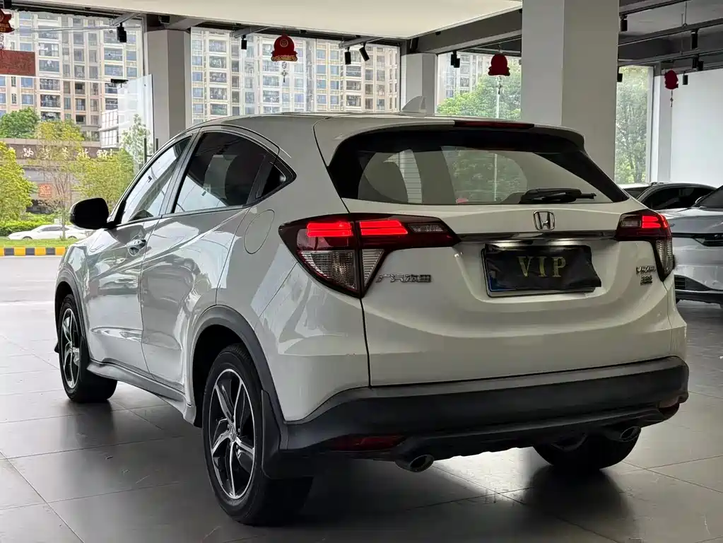 Honda Vezel — миниатюра 9